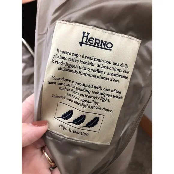 Authentic Women's HERNO Quilted Down Filled Puffer Jacket Long Size 42 Taupe - Picture 12 of 12